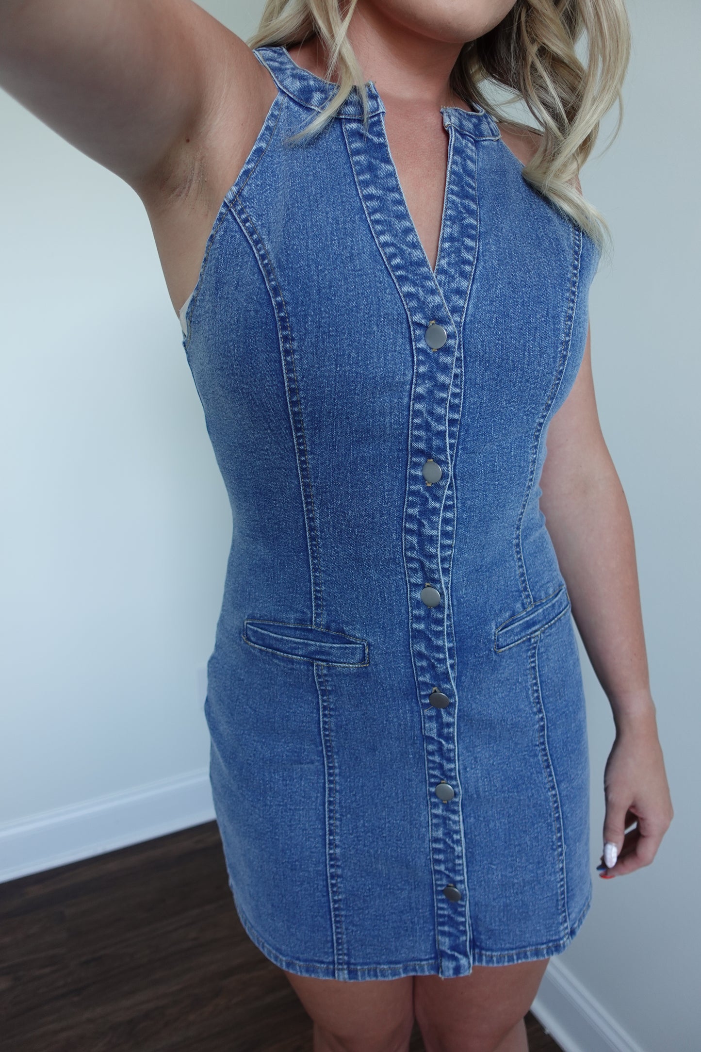 🟦 Halter Neck Button Down Denim Mini Dress