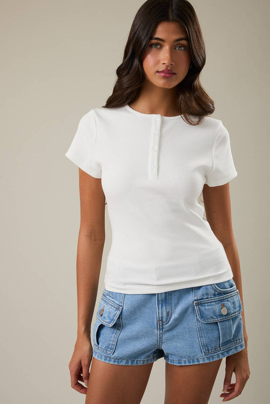 ๐ค White Henley Knit Top