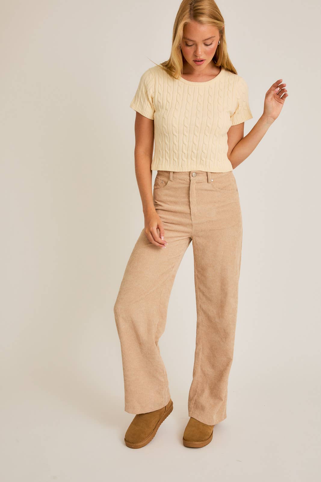 🧶 Short Sleeve Cream Cable Knit Sweater