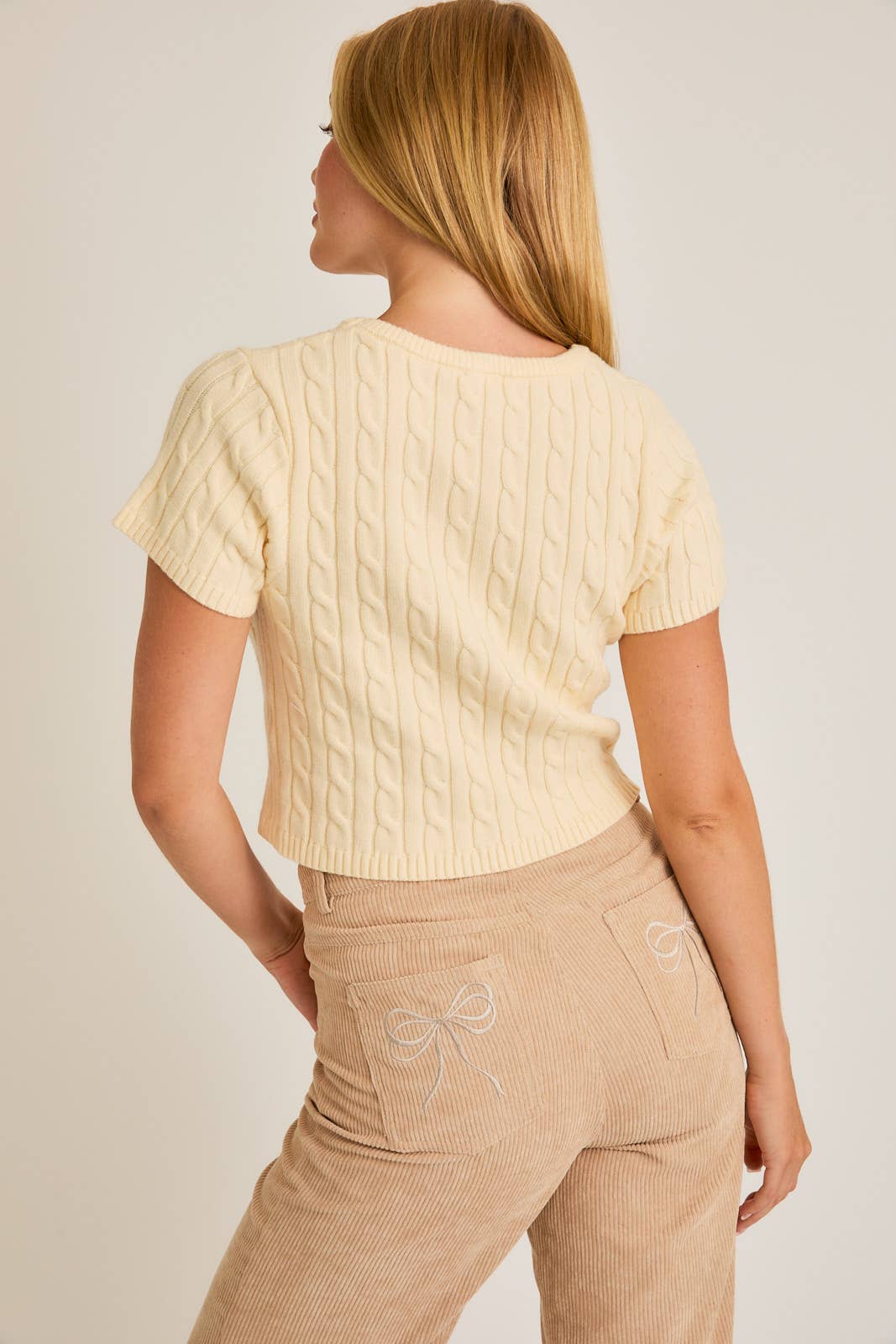 🧶 Short Sleeve Cream Cable Knit Sweater