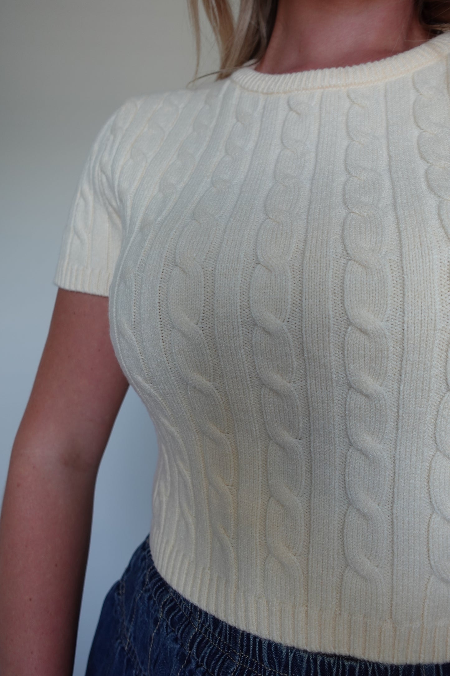 🧶 Short Sleeve Cream Cable Knit Sweater- Last Piece ✨