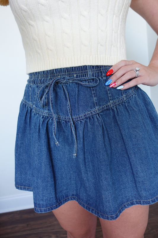 👖 Mid-Rise Denim Pleated Skirt