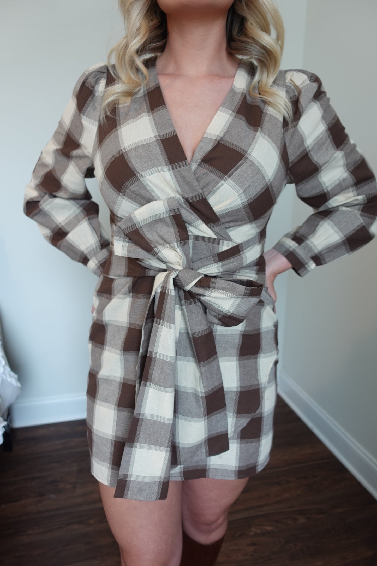 🤎 Plaid Tie Waist Dress
