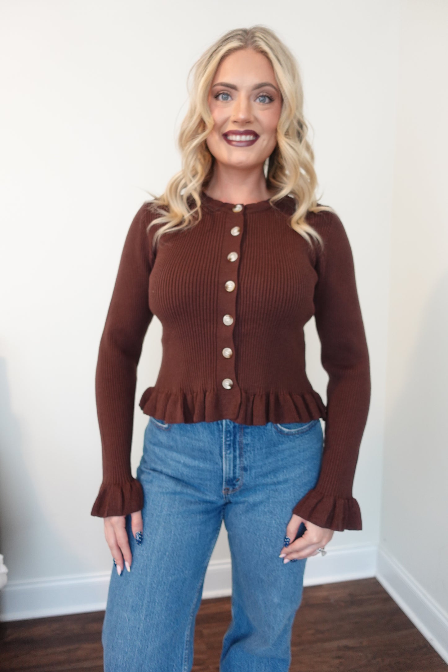 🤎 Ruffle Hem Ribbed Sweater