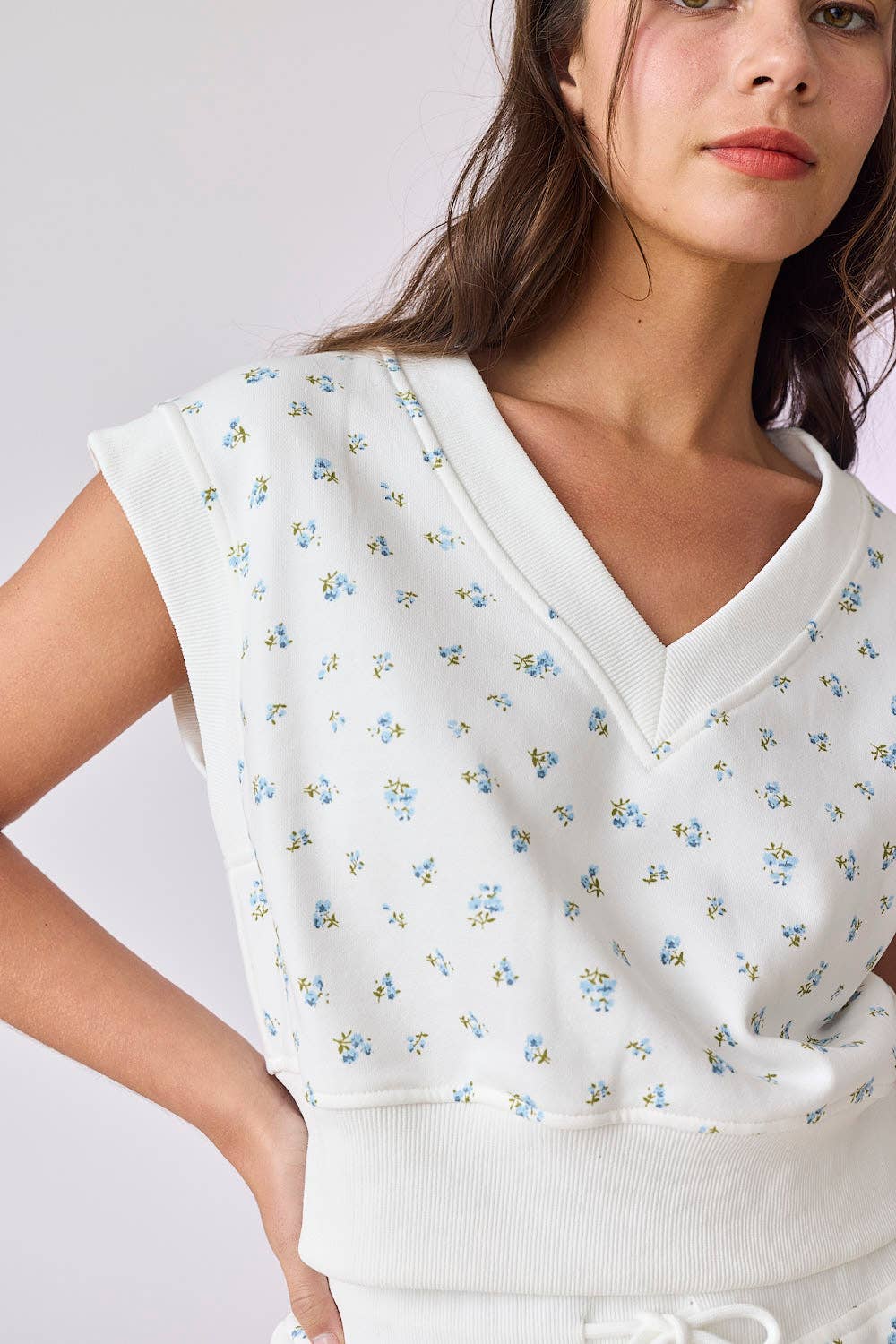 🦋 Floral Print Knit Set in Ivory and Blue